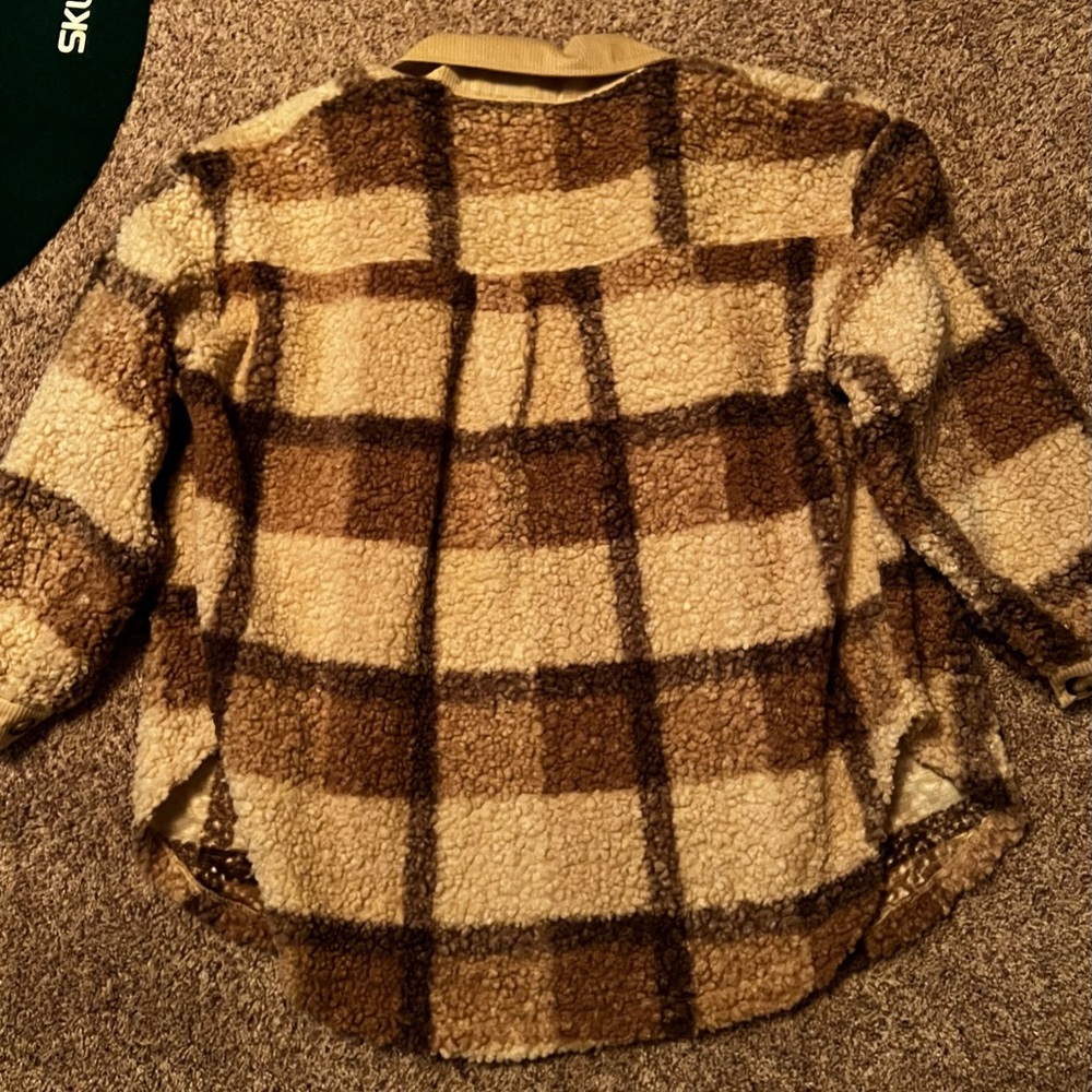 Vici - oversized shacket